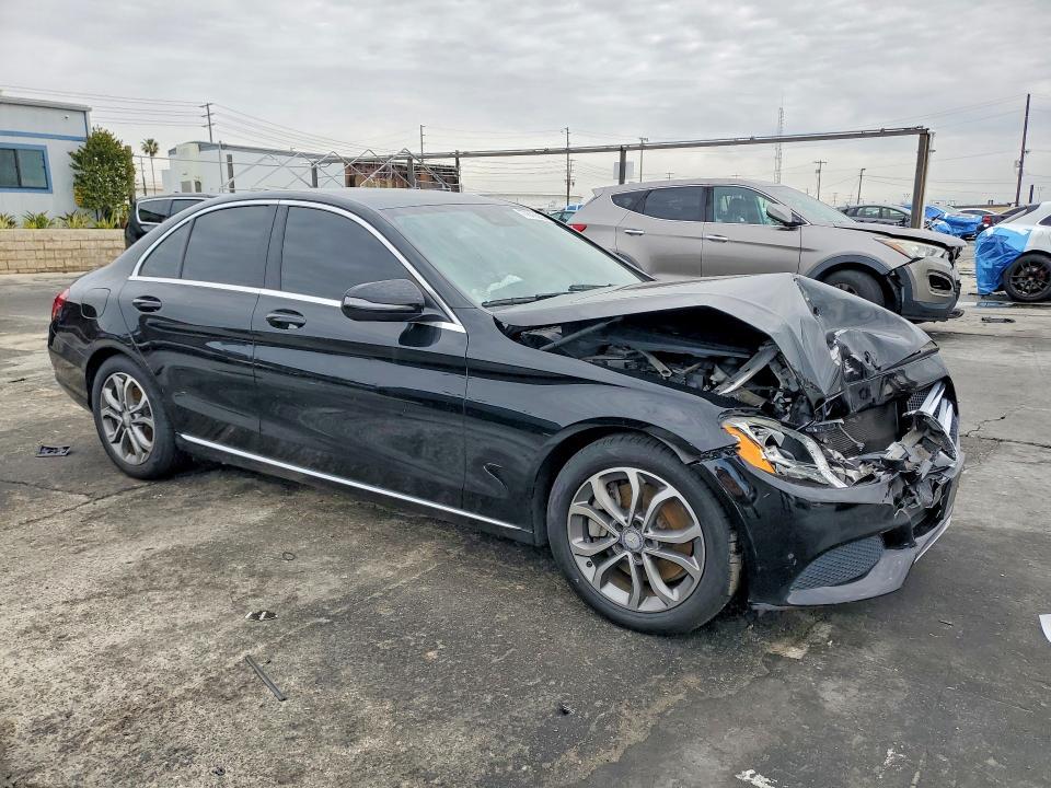 2016 Mercedes-Benz C300
