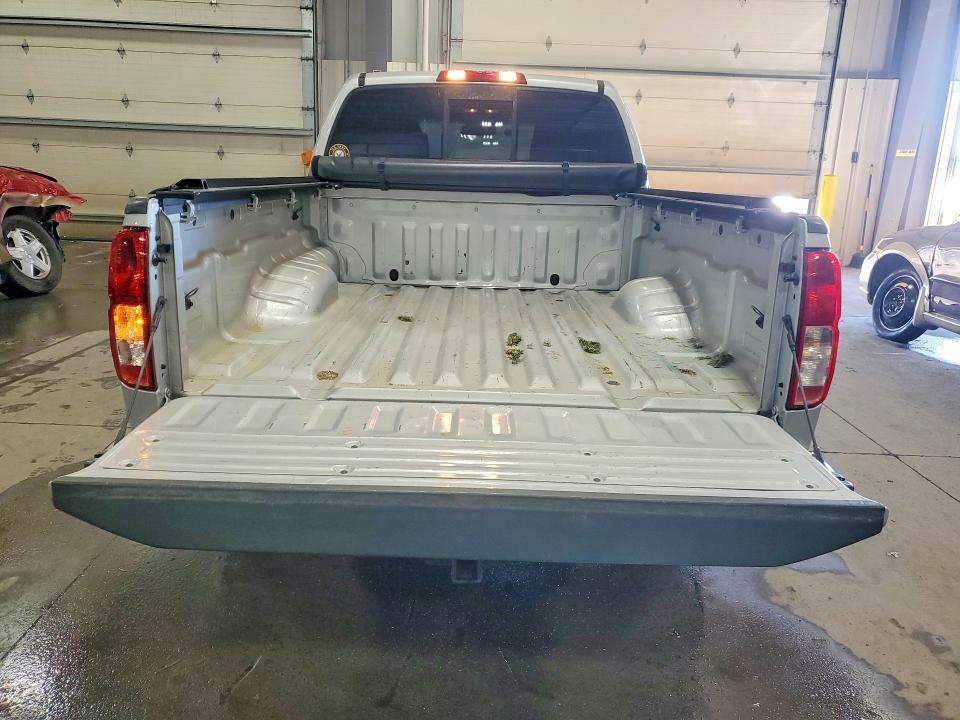 2013 Nissan Frontier sv V6