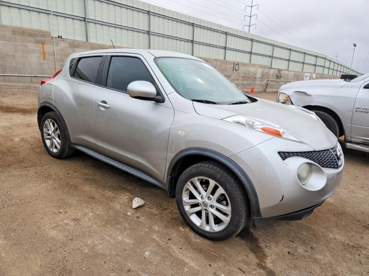 2012 Nissan Juke s