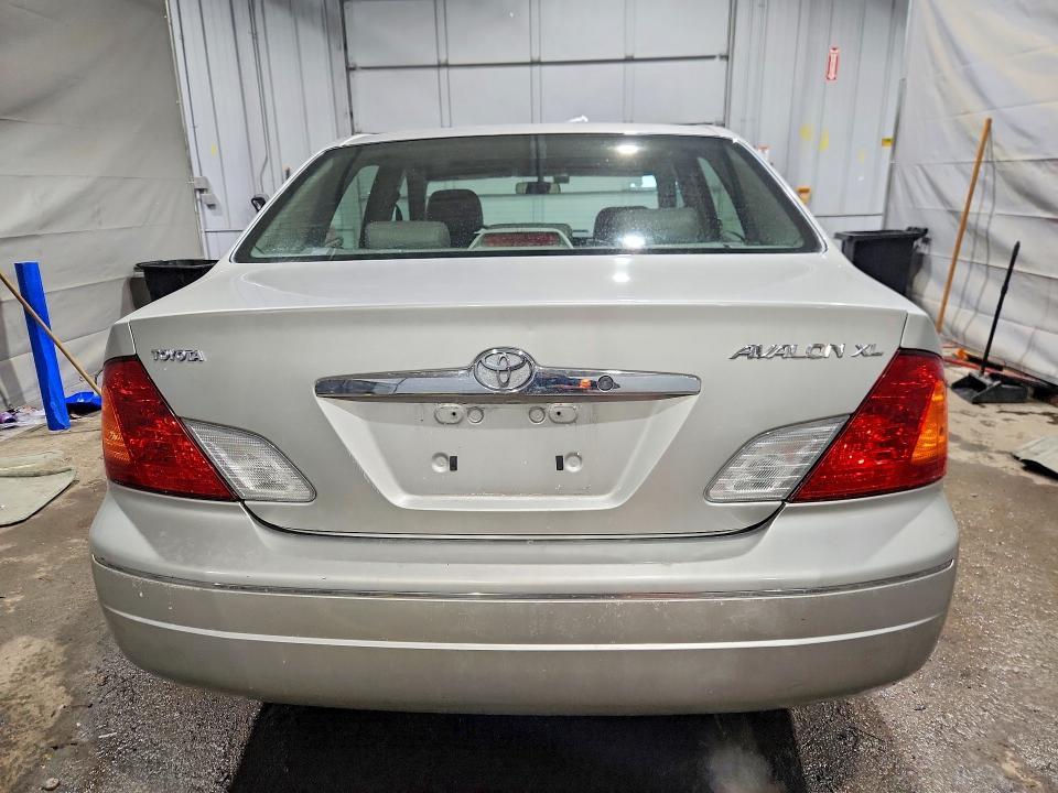 2002 Toyota Avalon xl