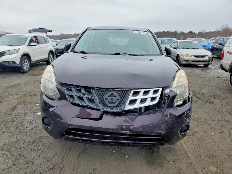 2013 Niss Rogue s awd