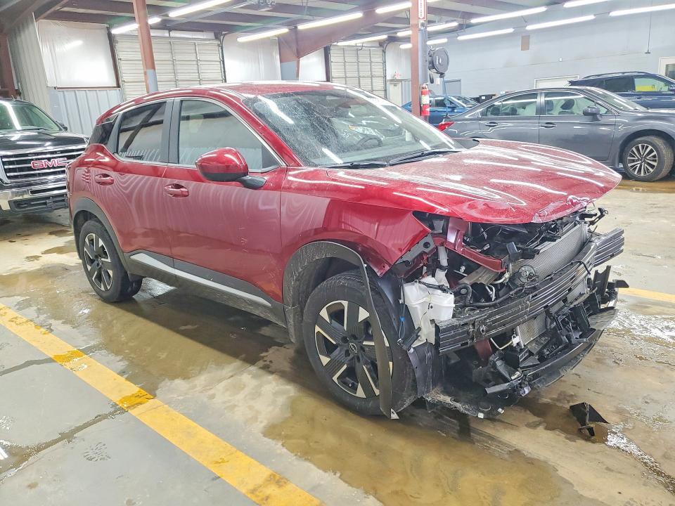 2025 Nissan Kicks sv