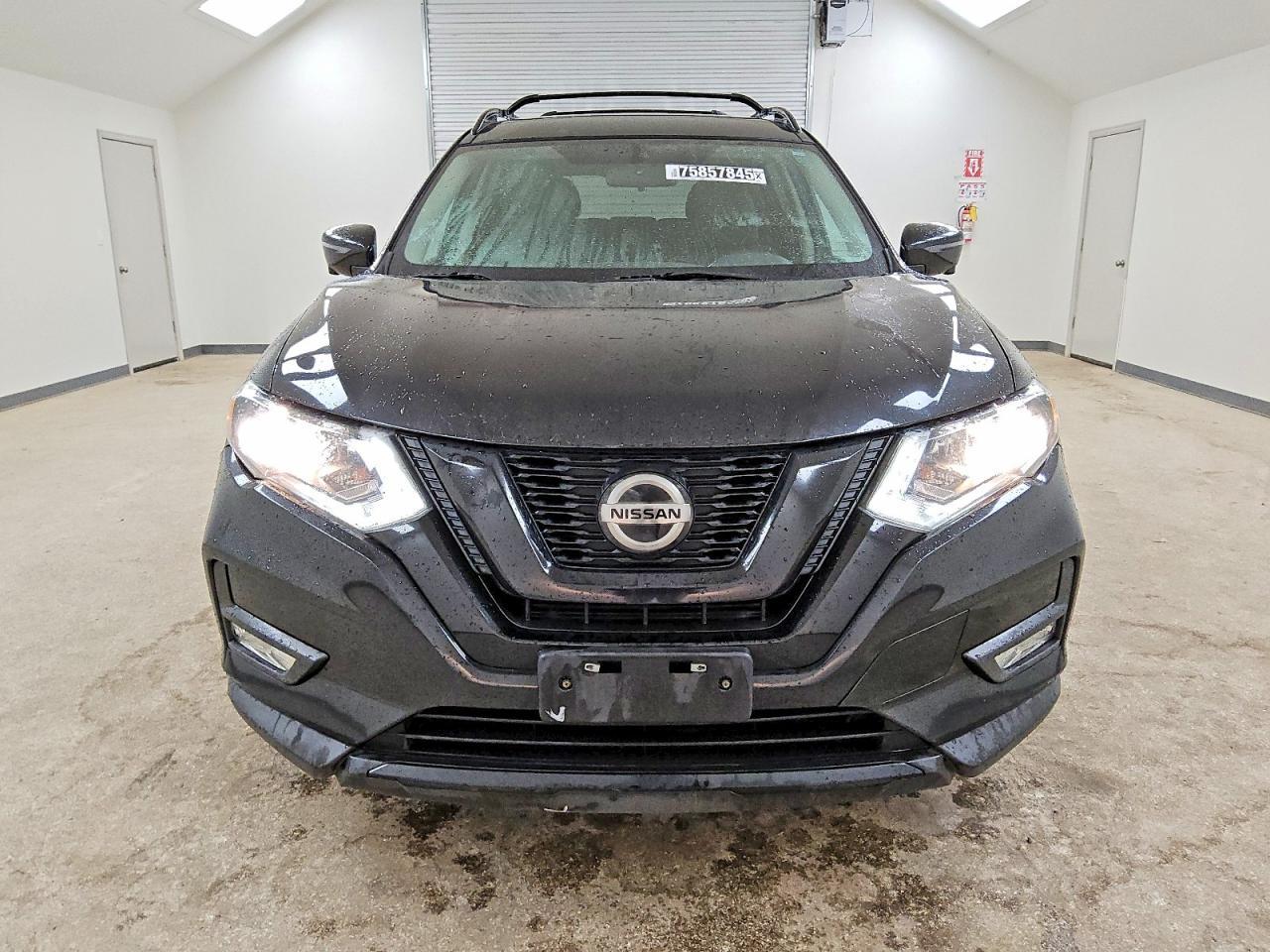 2018 Nissan Rogue sv