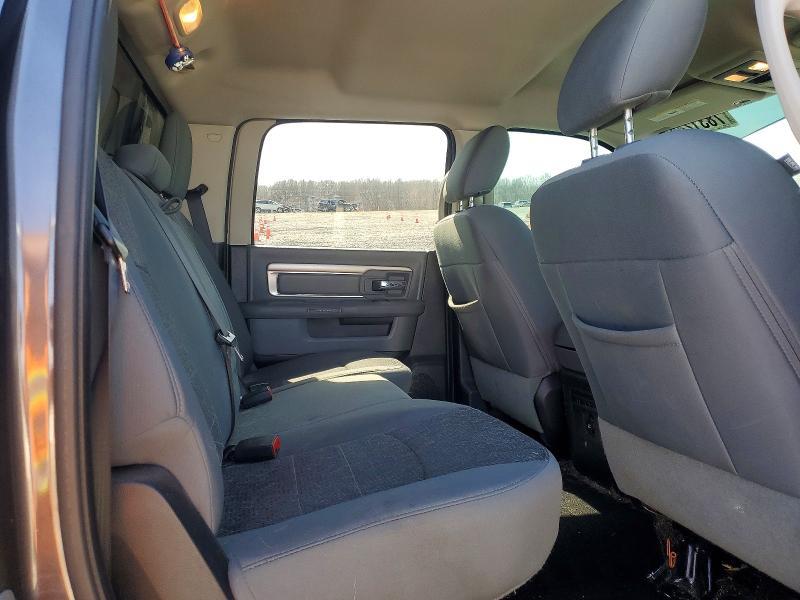 2016 Dodge Ram 1500 slt