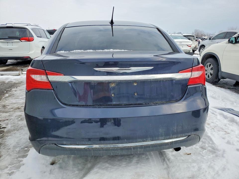 2012 Chrysler 200 lx