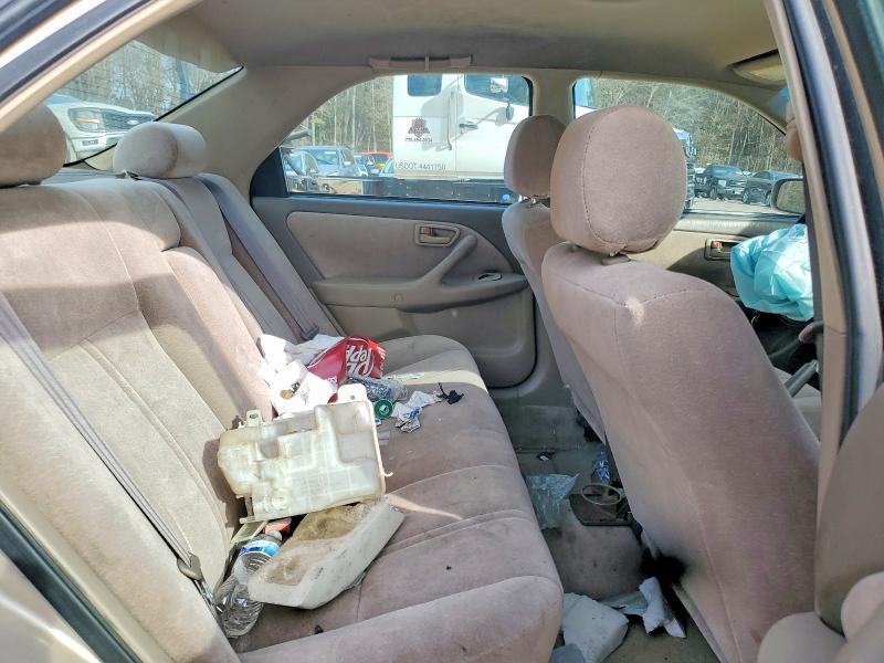 1998 Toyota Camry le