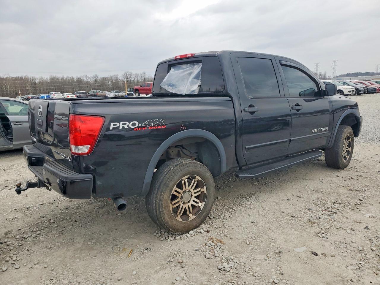 2010 Nissan Titan SE