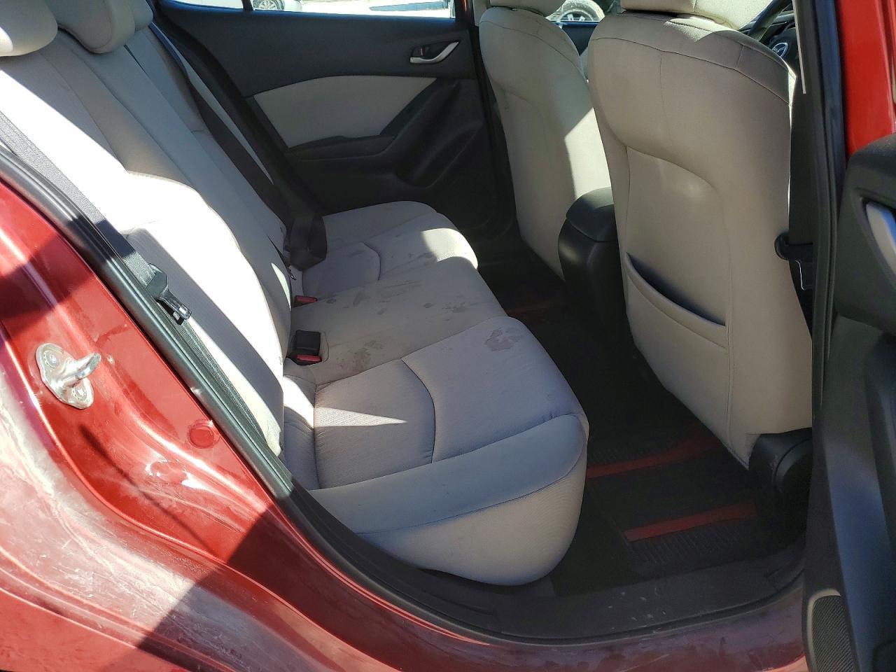 2016 Mazda 3 Sport