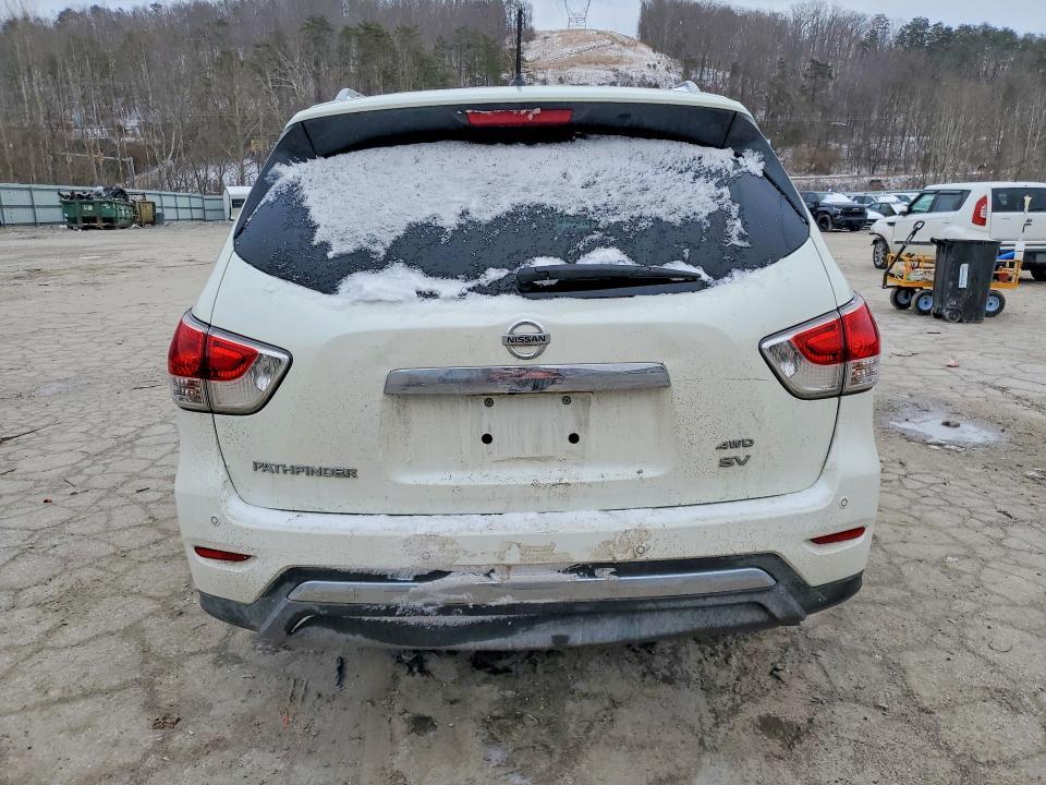 2016 Nissan Pathfinder s