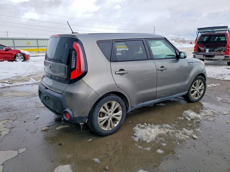 2015 KIA Soul +
