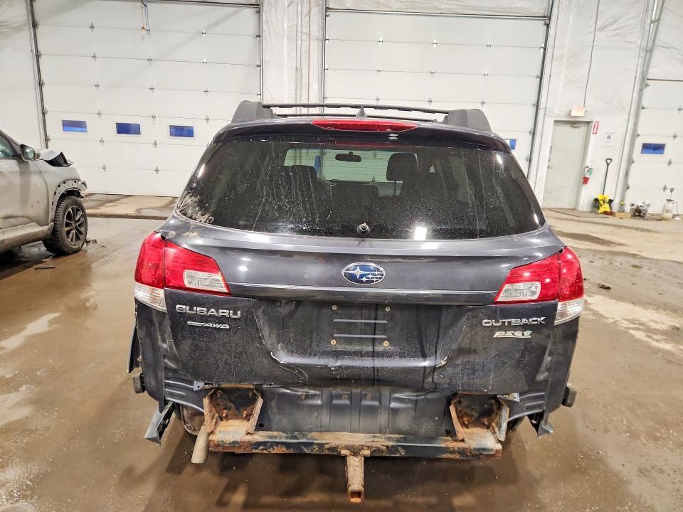 2011 Subaru Outback 2.5i Limited