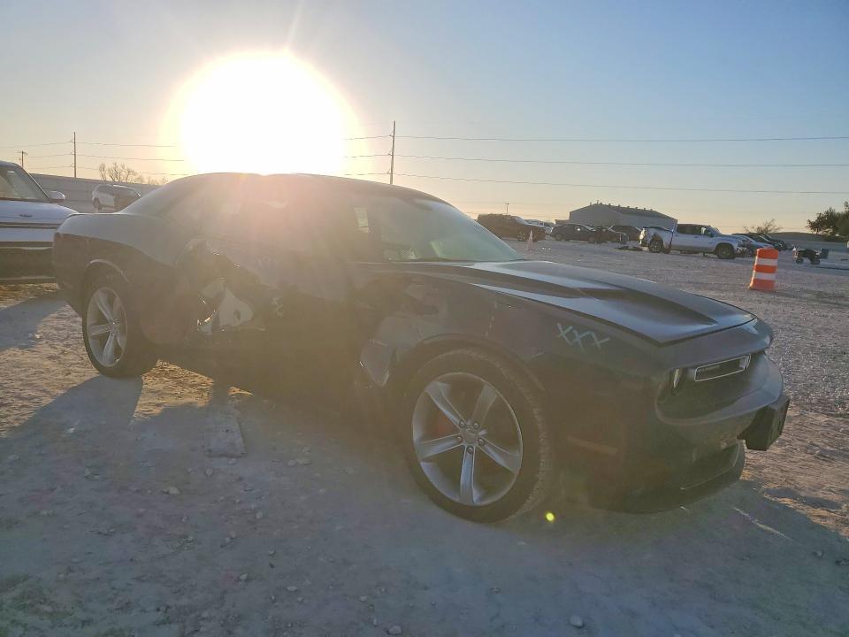 2015 Dodge Challenger sxt