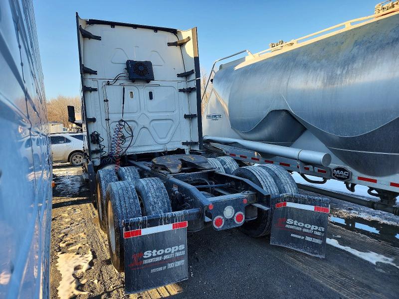 2021 Freightliner Cascadia 126 Semi Truck