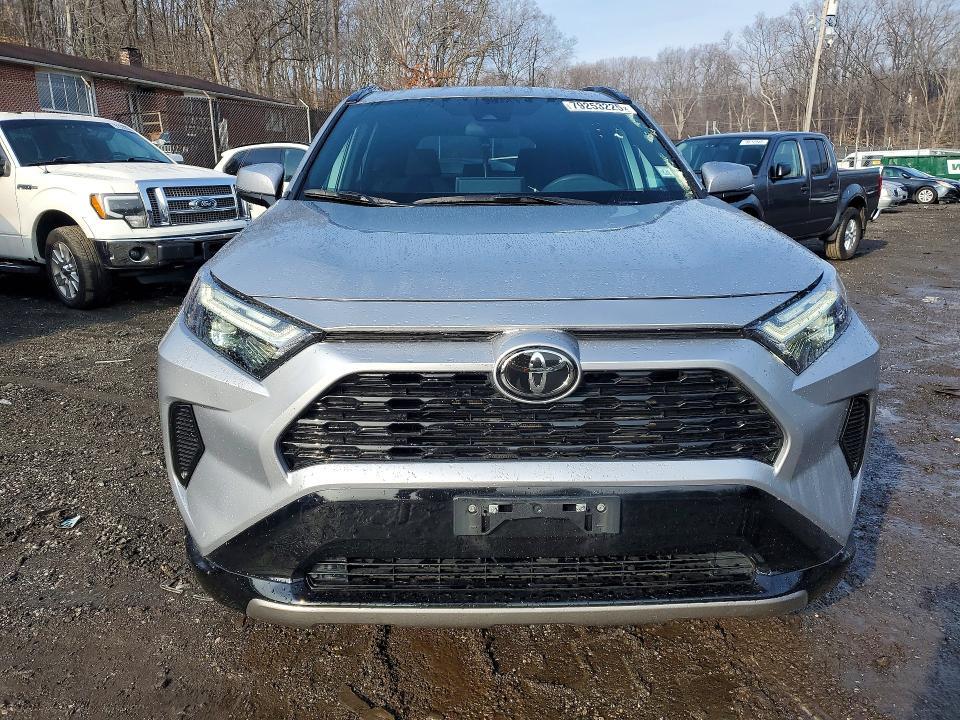 2025 Toyota Rav4 Hybrid se