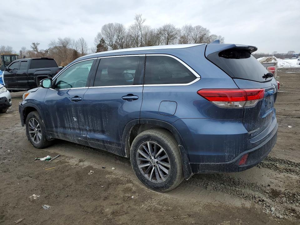 2019 Toyota Highlander xle