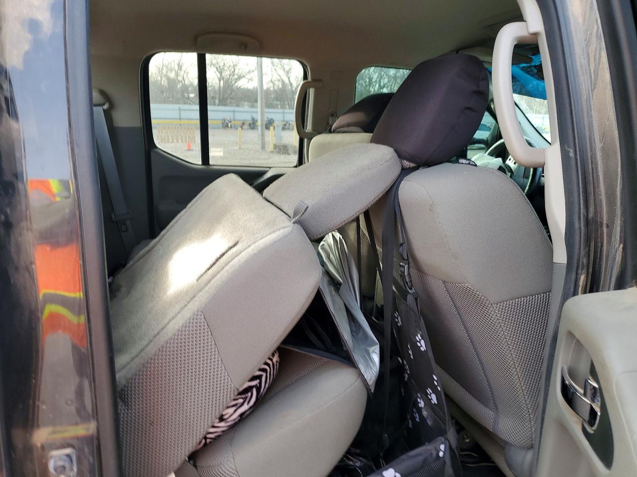 2015 Nissan Frontier S