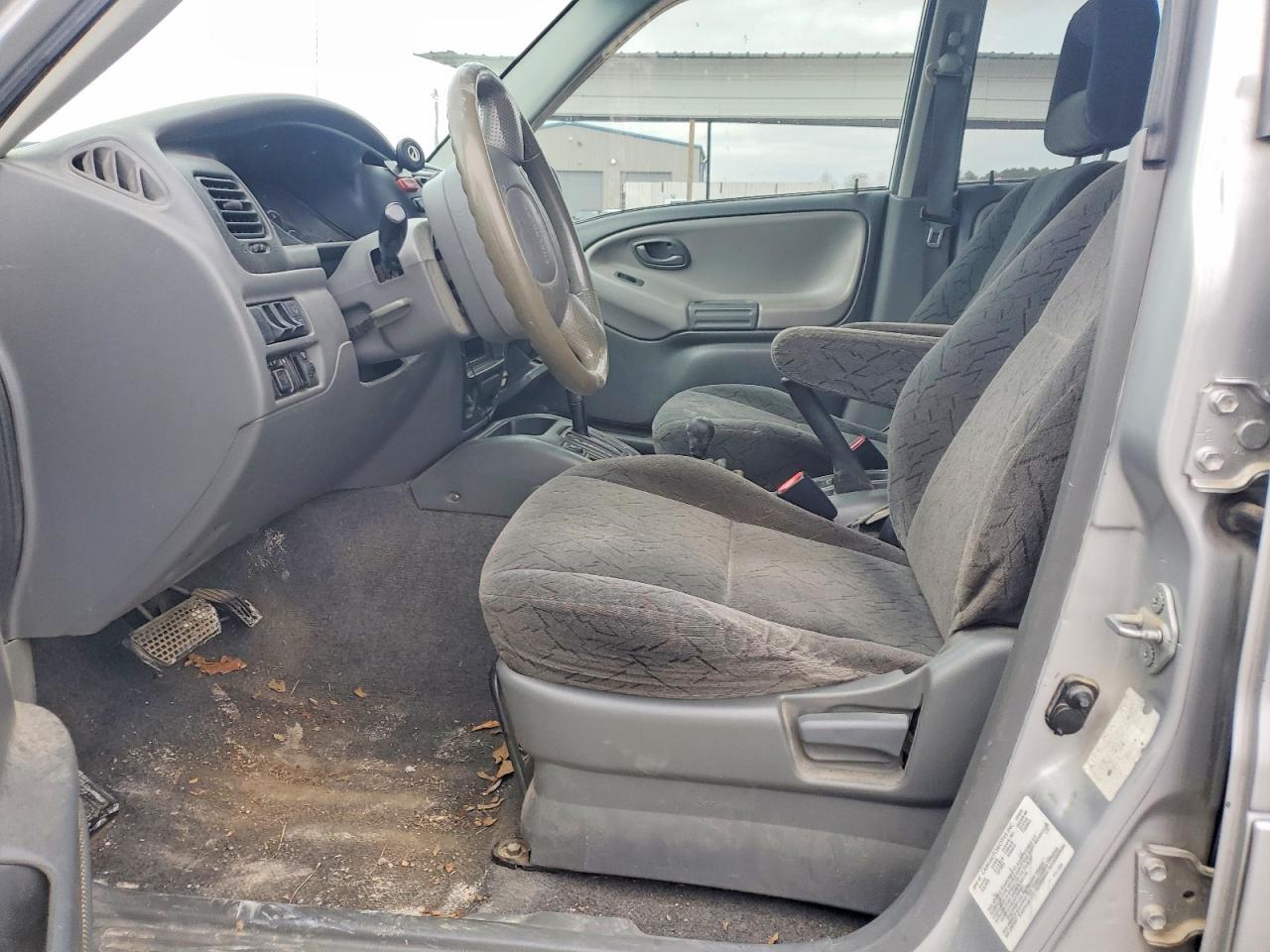 2003 Chevrolet Tracker lt