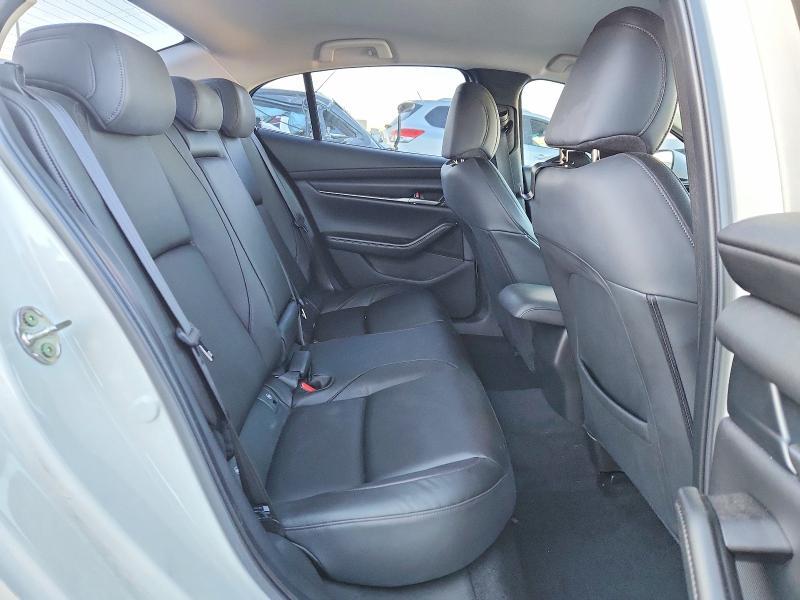 2021 Mazda 3 Select