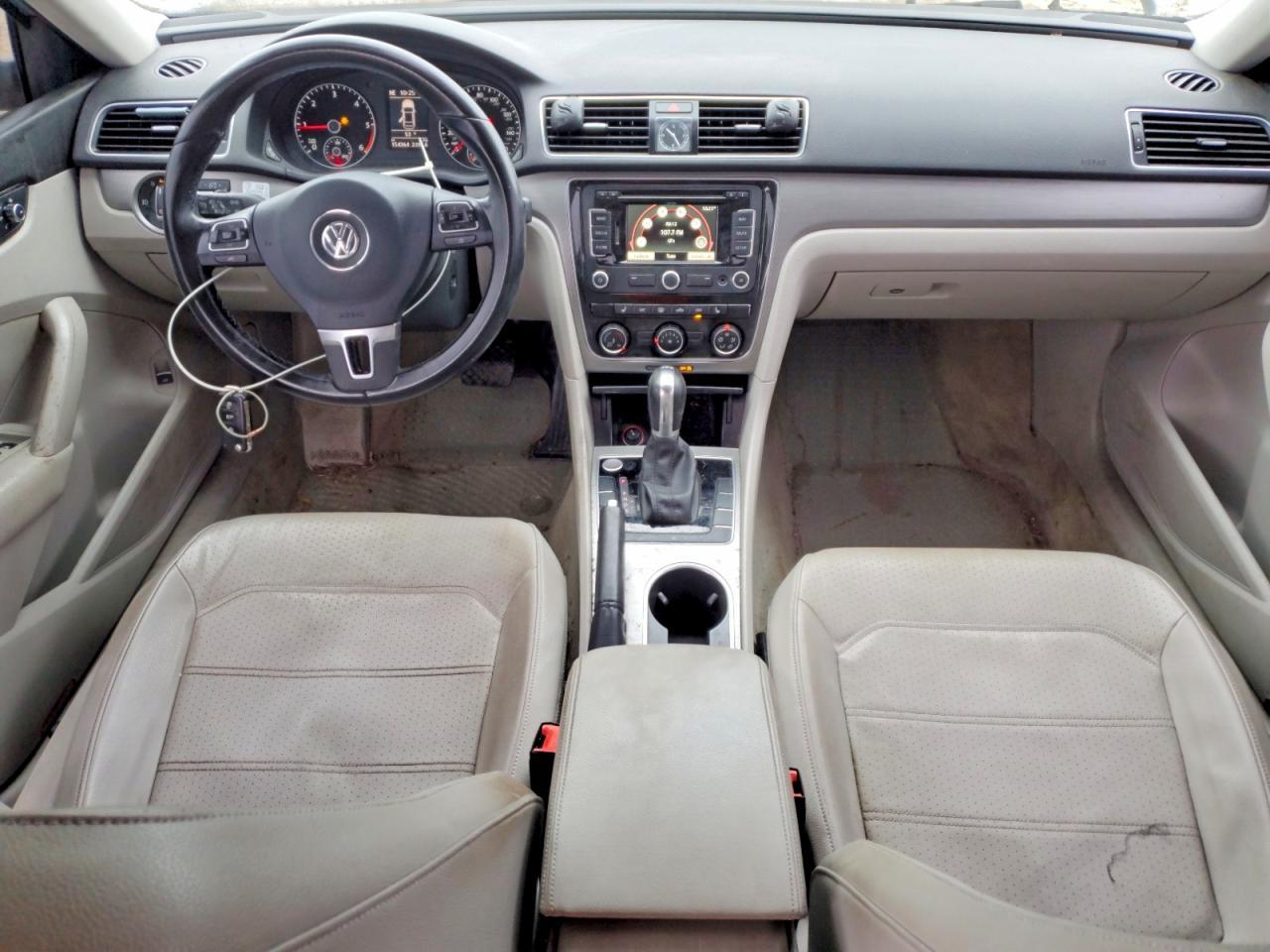 2014 Volkswagen Passat se