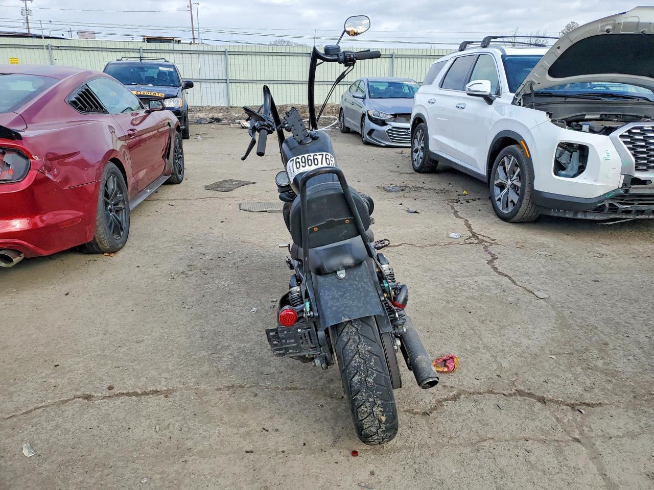 2017 Harley-Davidson XL883 Iron 883