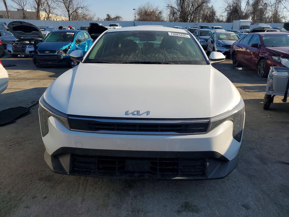 2025 KIA K4 lx