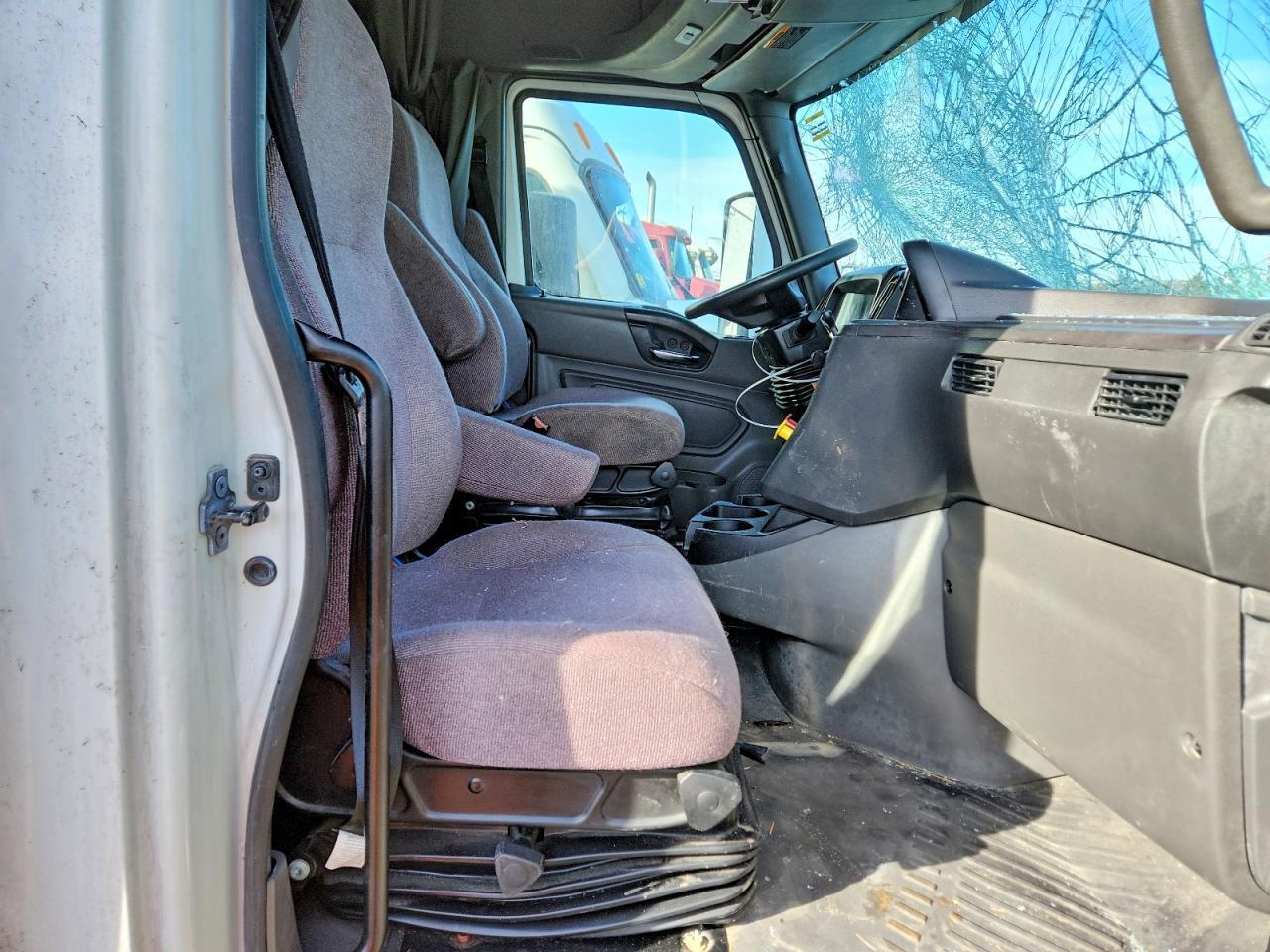 2024 International LT62F Semi Truck