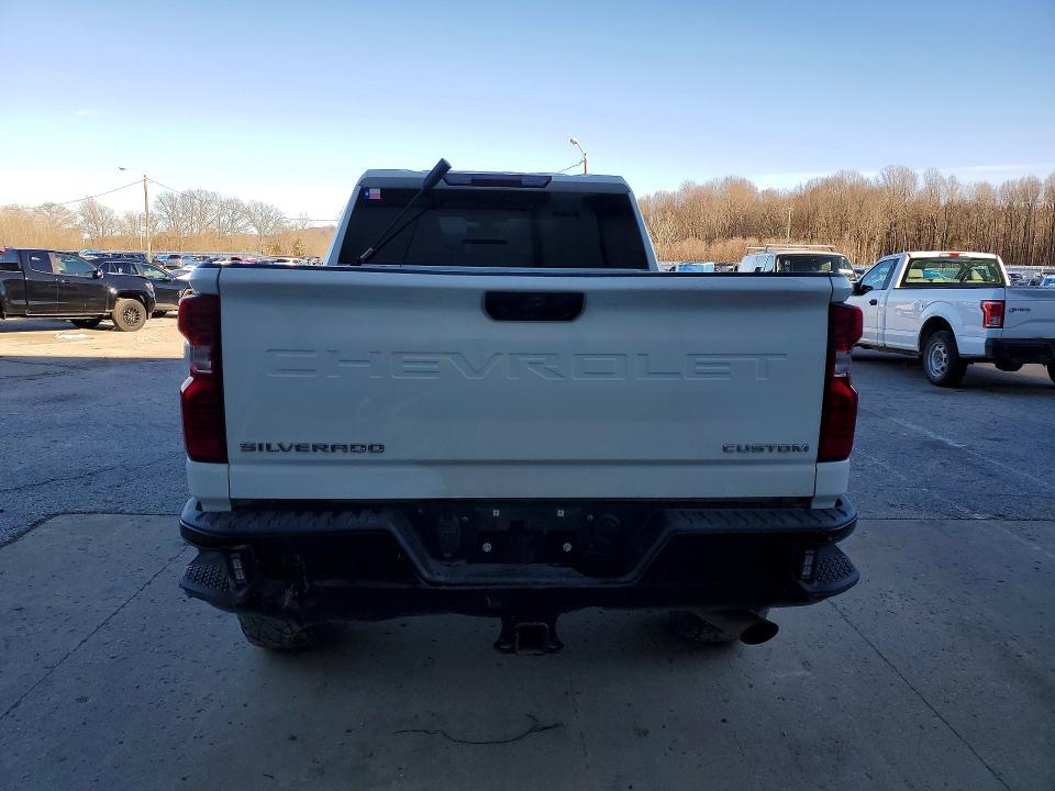 2022 Chevrolet Silverado K2500 Custom