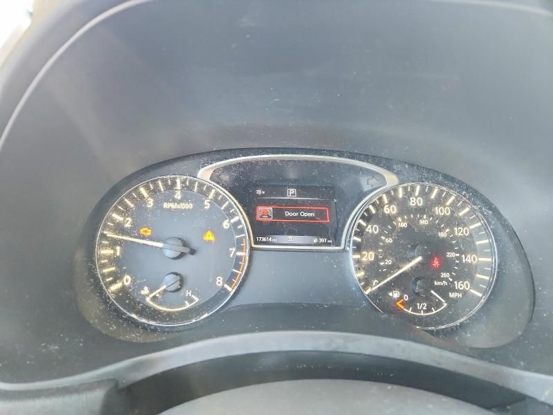 2018 Nissan Pathfinder s