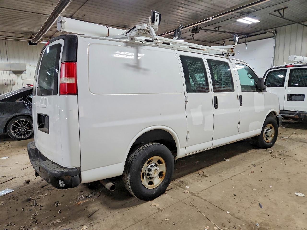 2013 Chevrolet Express G2500