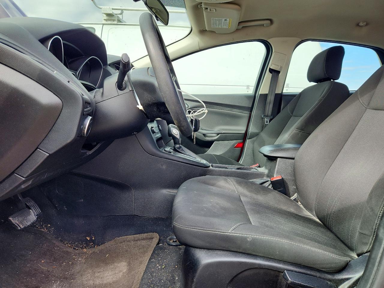 2017 Ford Focus se