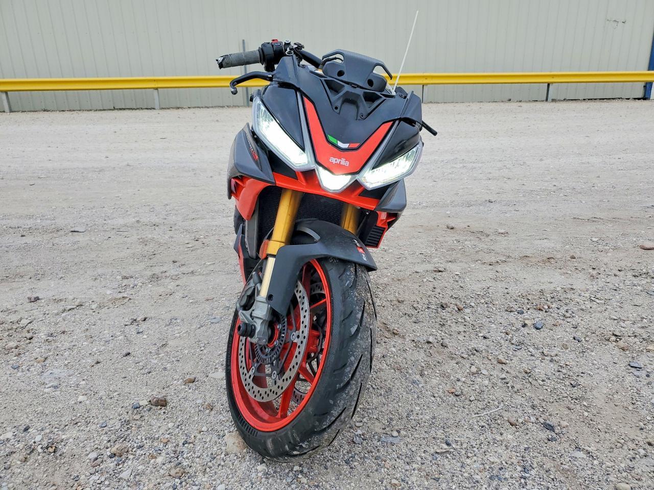 2021 Aprilia Tuono V4 1100 Factory