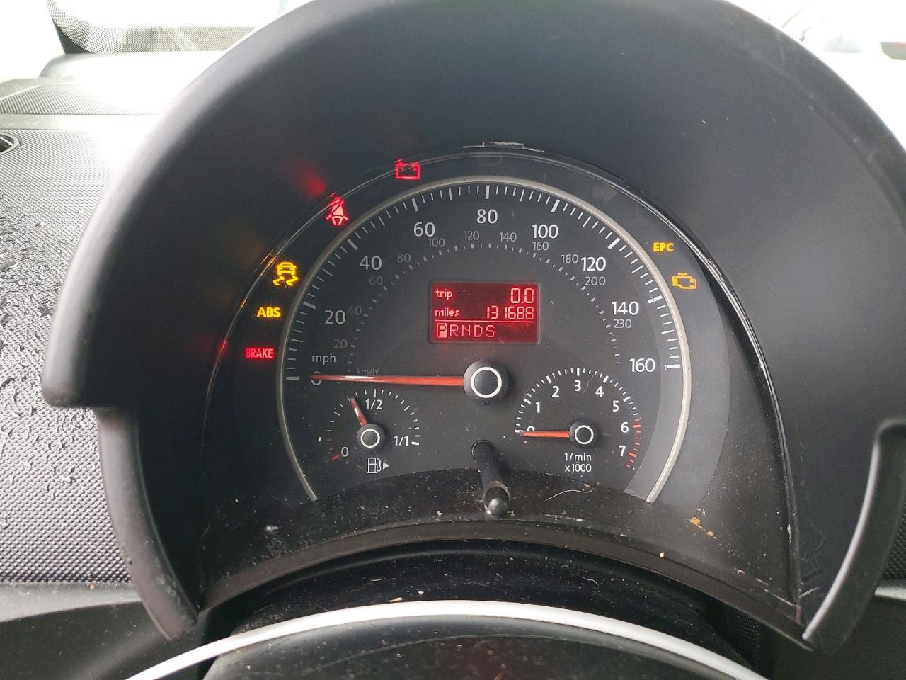 2007 Volkswagen New Beetle Triple White