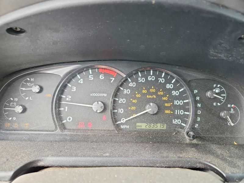 2005 Toyota Sequoia SR5