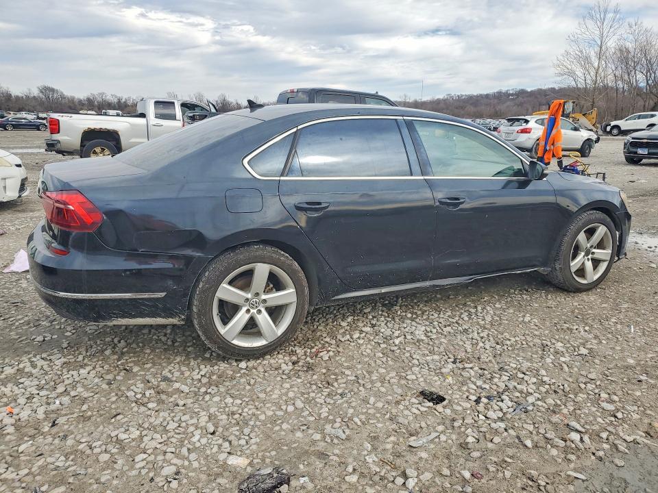 2018 Volkswagen Passat se