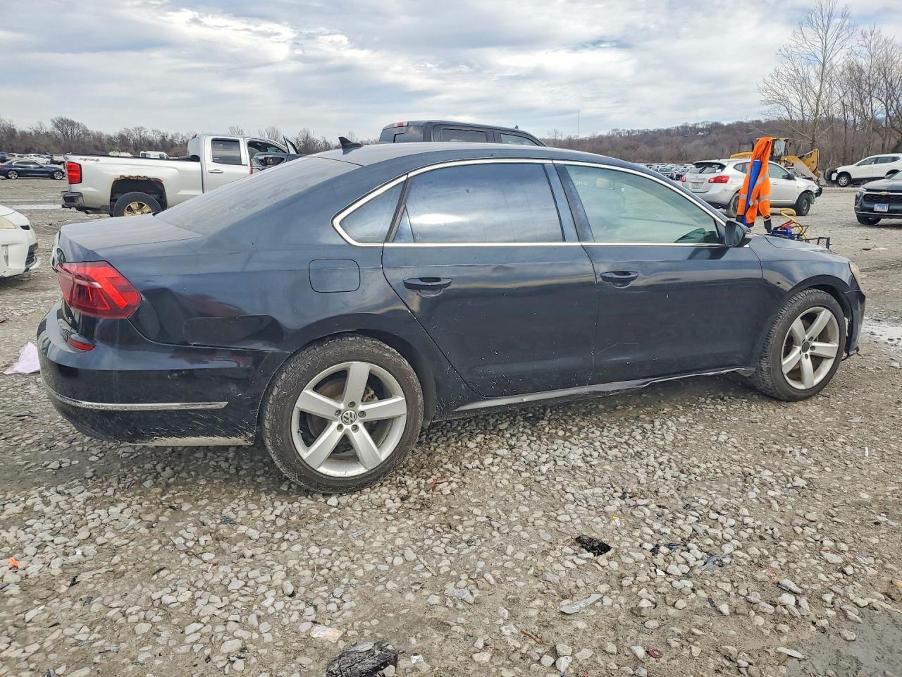 2018 Volkswagen Passat se