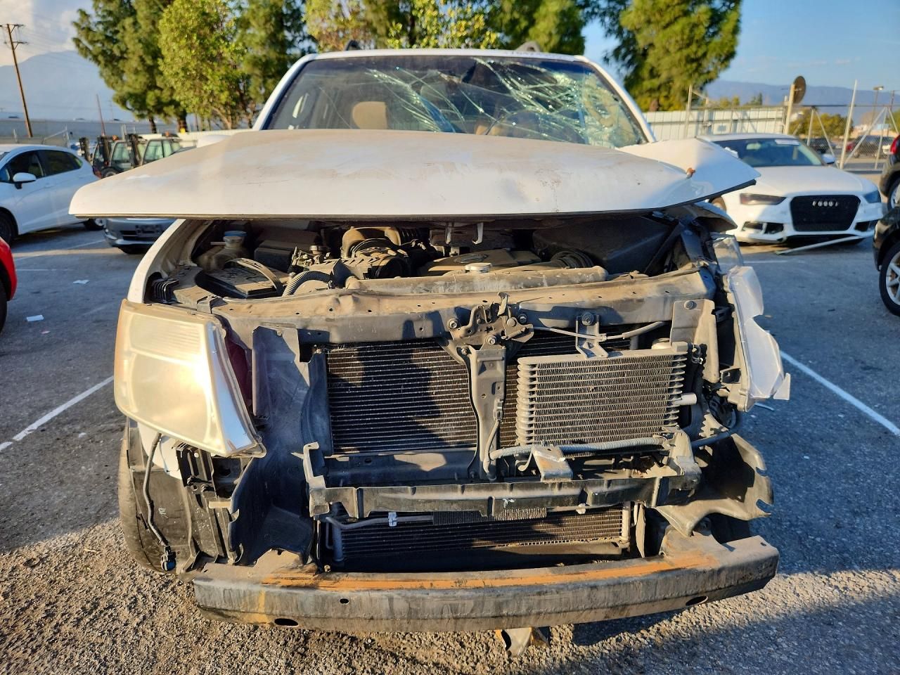 2012 Nissan Pathfinder s