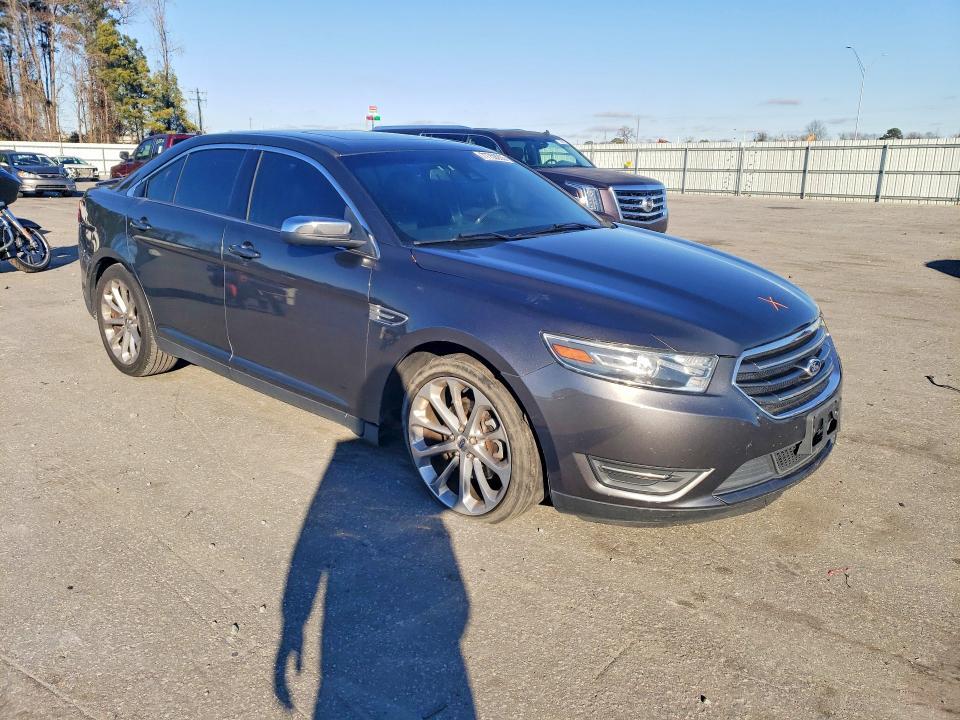 2015 Ford Taurus Limited