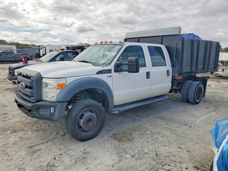 2016 Ford F450 Super Duty Flatbed Truck
