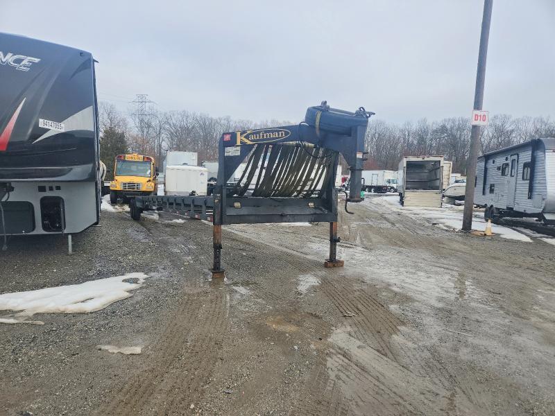 2022 Kaufman Trailer-Utility Trailer