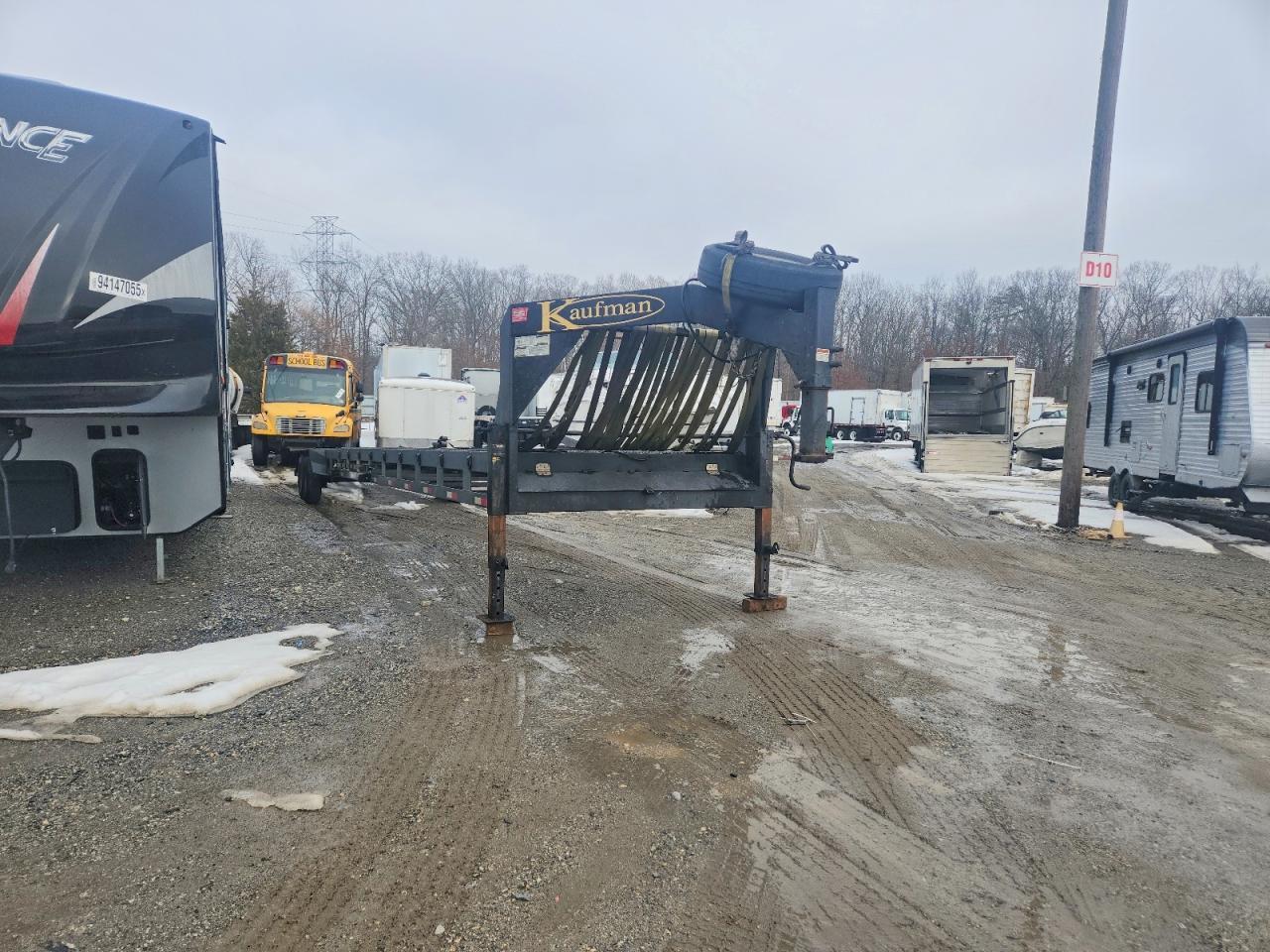 2022 Kaufman Trailer-Utility Trailer