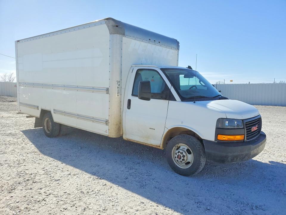 2021 GMC Savana BOX Truck