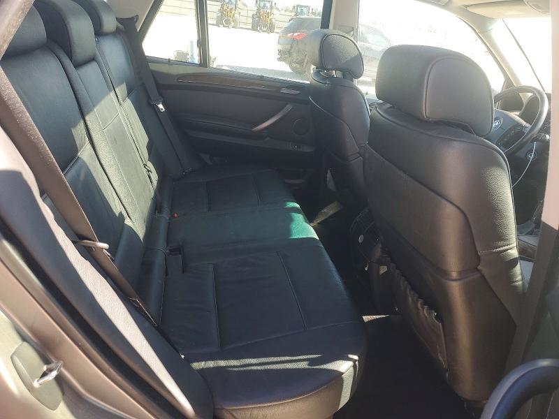 2005 BMW X5 4.4i