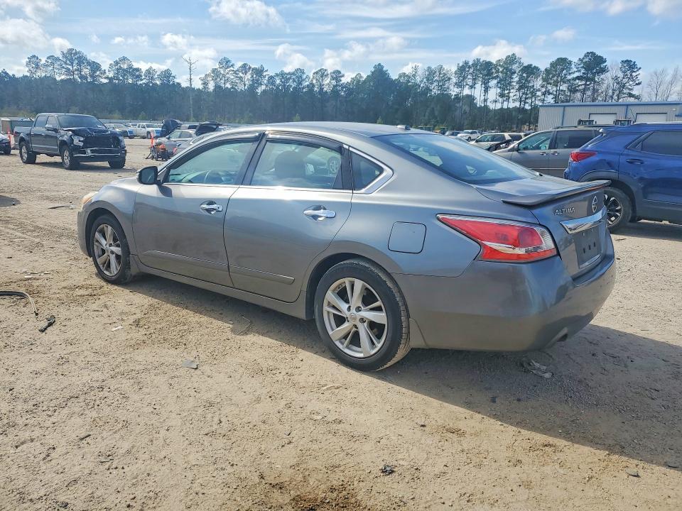 2015 Niss Altima