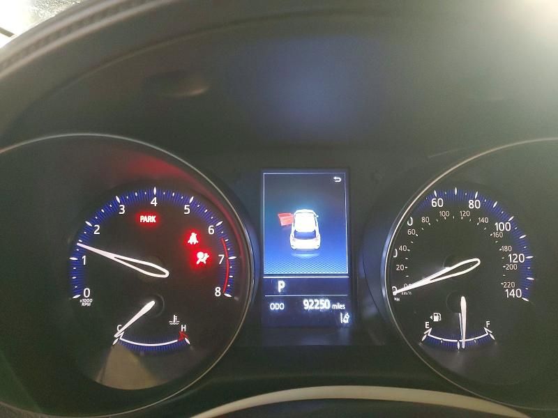 2020 Toyota C-hr xle