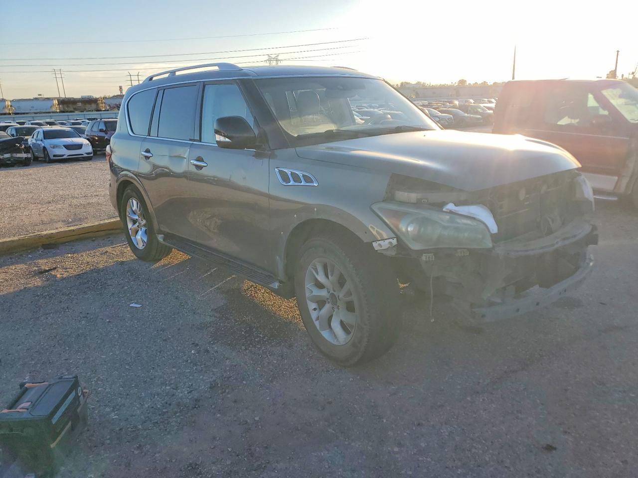 2013 Infinity Qx56