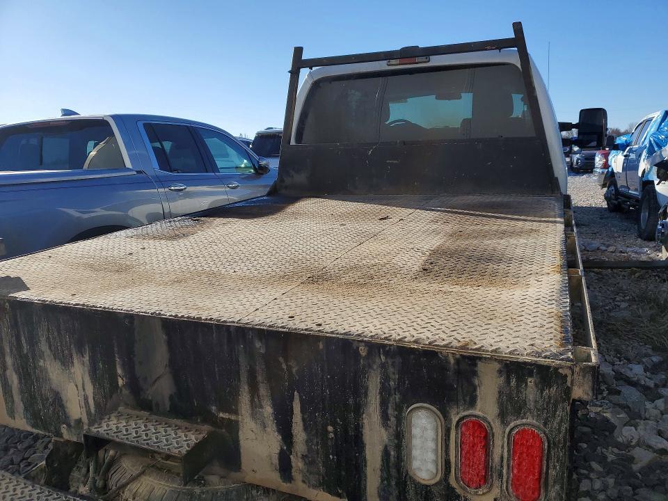 2015 Ford F250 Super Duty Flatbed Truck