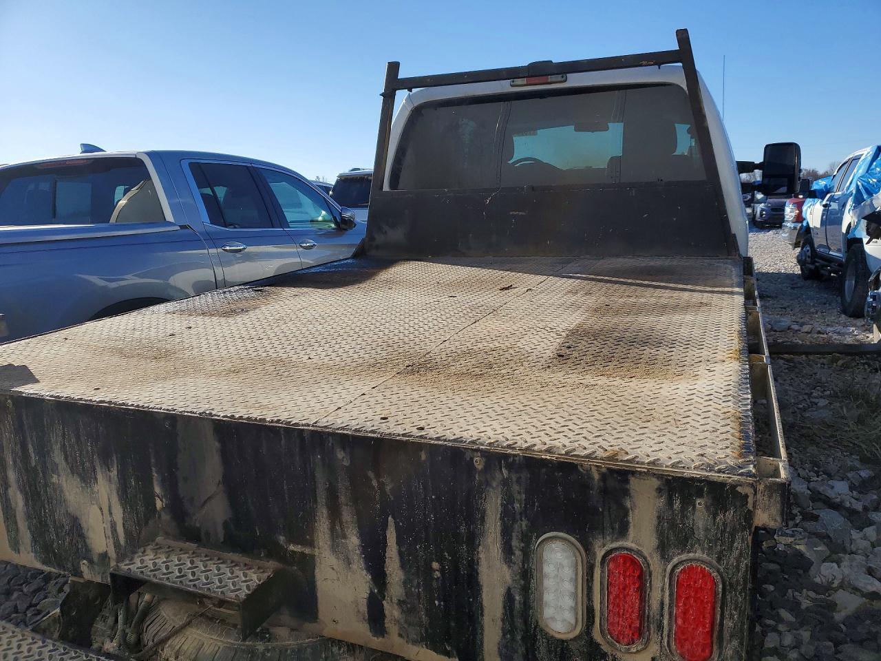 2015 Ford F250 Super Duty Flatbed Truck