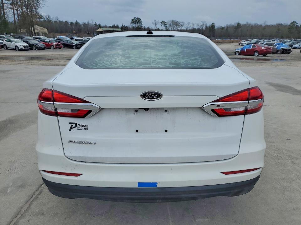 2019 Ford Fusion s