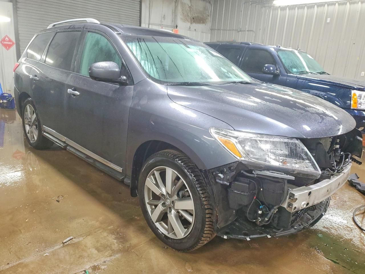 2013 Nissan Pathfinder s