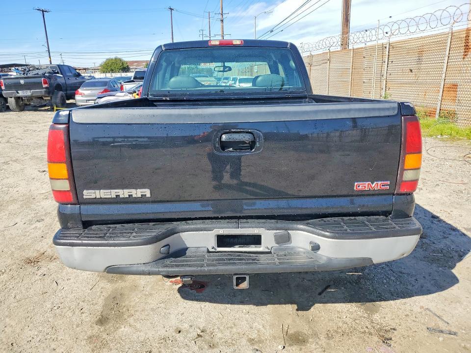 2004 GMC New Sierra C1500